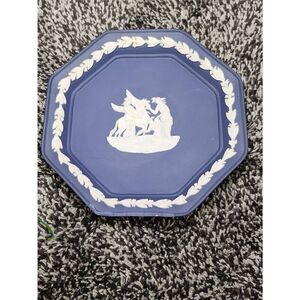 Jasperware by Wedgwood Portland Blue Octagonal Tray Muse Water Pegasus
